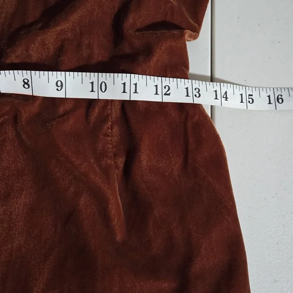 NWT (Flawed) Anthropologie Kristinit Gold Velvet Wide Leg Jumpsuit - Picture 10 of 15